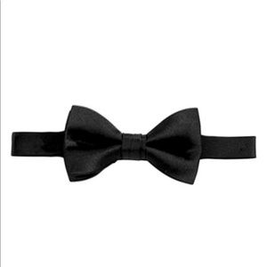 OS Black Silky Bow Tie Unisex